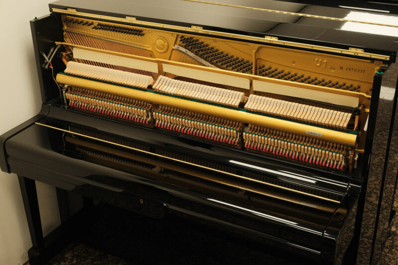 Piano Yamaha U1H action mechaniek